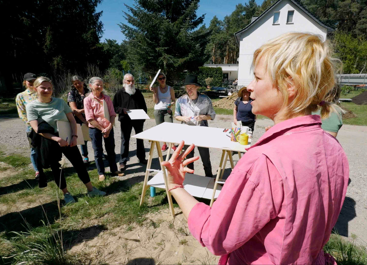 Permakultur-Praxis und PLAYtoGROW Programm von Solarpunk NOW – 2025 05 Wurzelhof Agnes 1 2