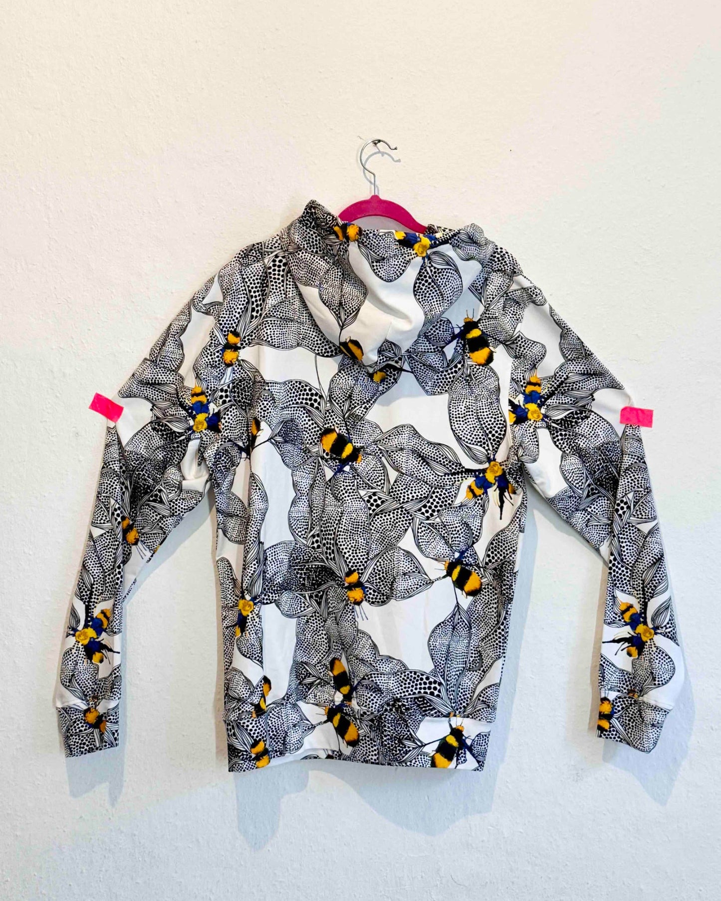 ARTtoWEAR Beenius Hoodie