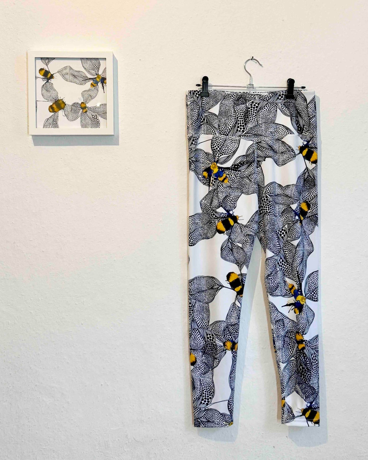 ARTtoWEAR BEENIUS Leggings
