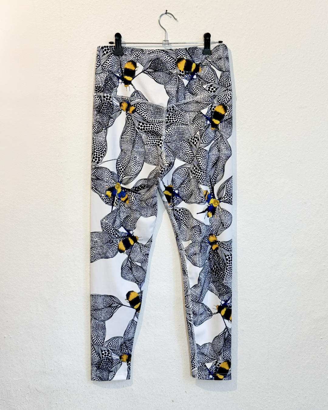 ARTtoWEAR BEENIUS Leggings