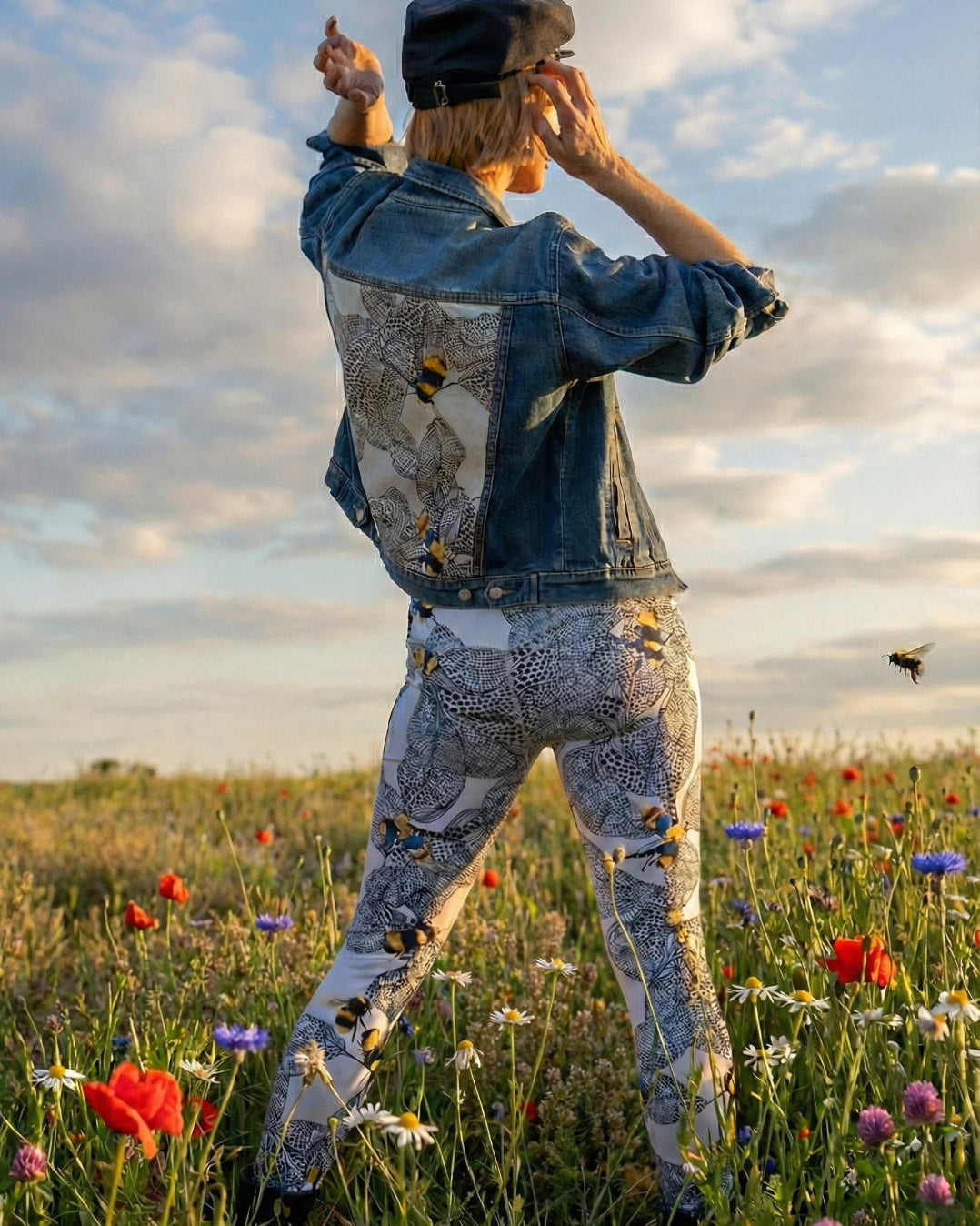 ARTtoWEAR BEENIUS Leggings